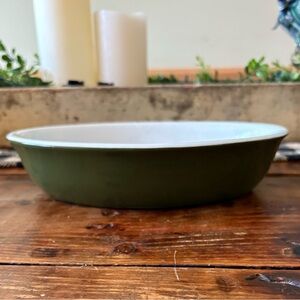 vintage Hall casserole dish  green/white made in USA
